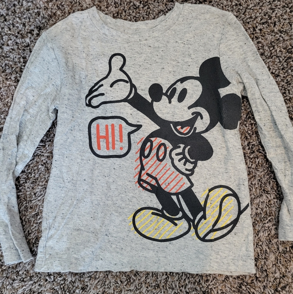 Boys size 5 Mickey Mouse shirt